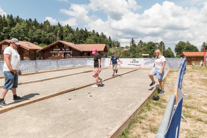 Concours de pétanque